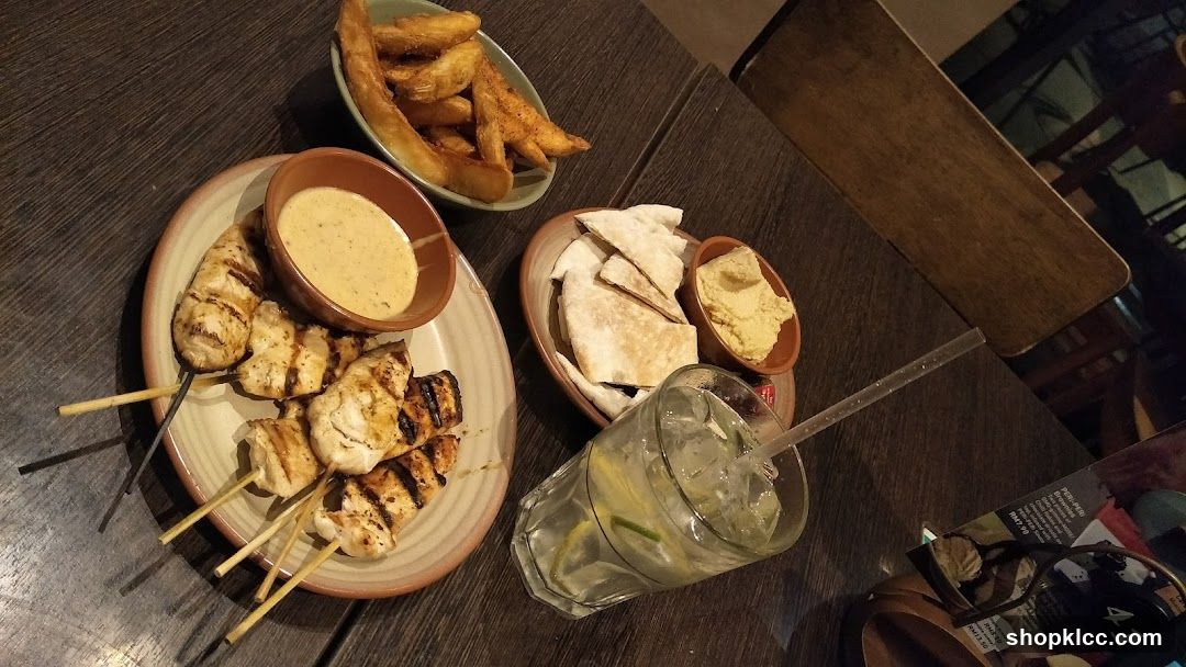 Chicken Skewers with Sides and Drink