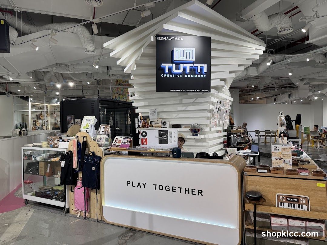 Tutti Creative Commune Store