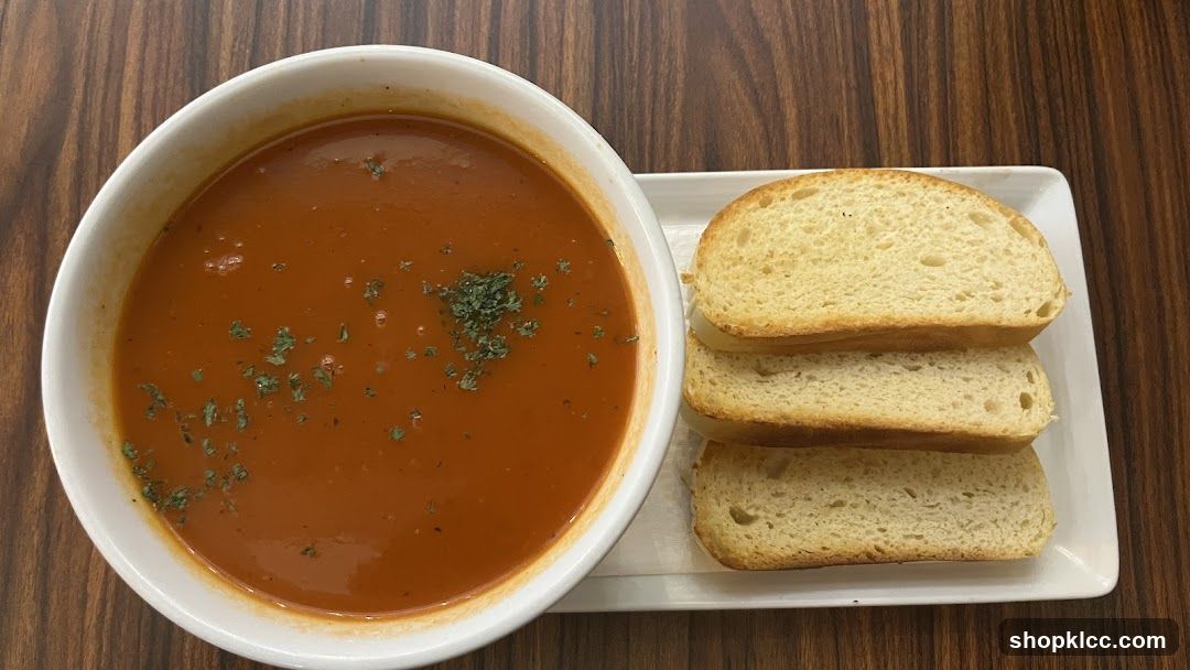 Tomato Soup with Bread