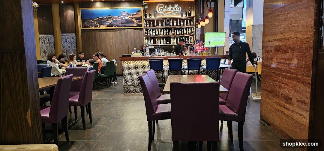 Bar and Dining Area