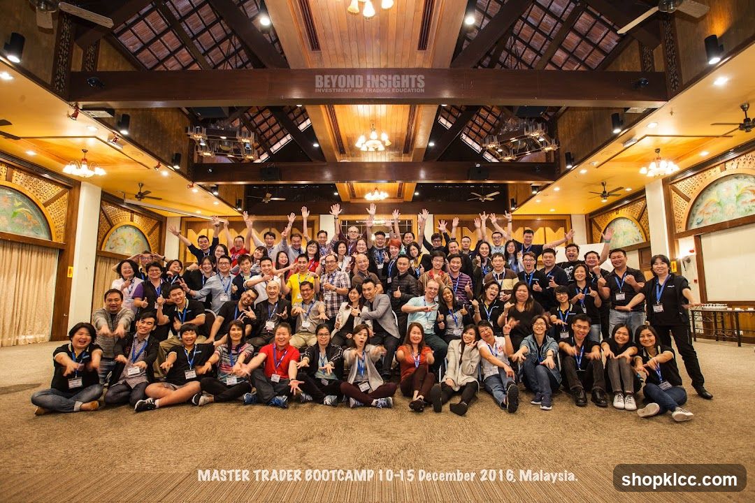 Master Trader Bootcamp Group Photo