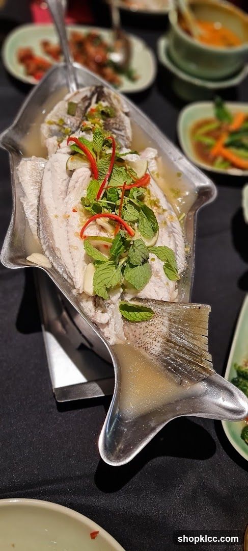 Steamed Fish with Lime and Chili