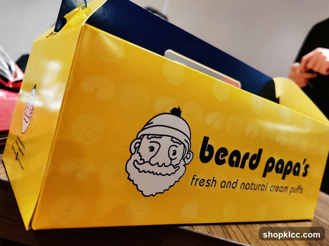 Beard Papa's Cream Puff Box
