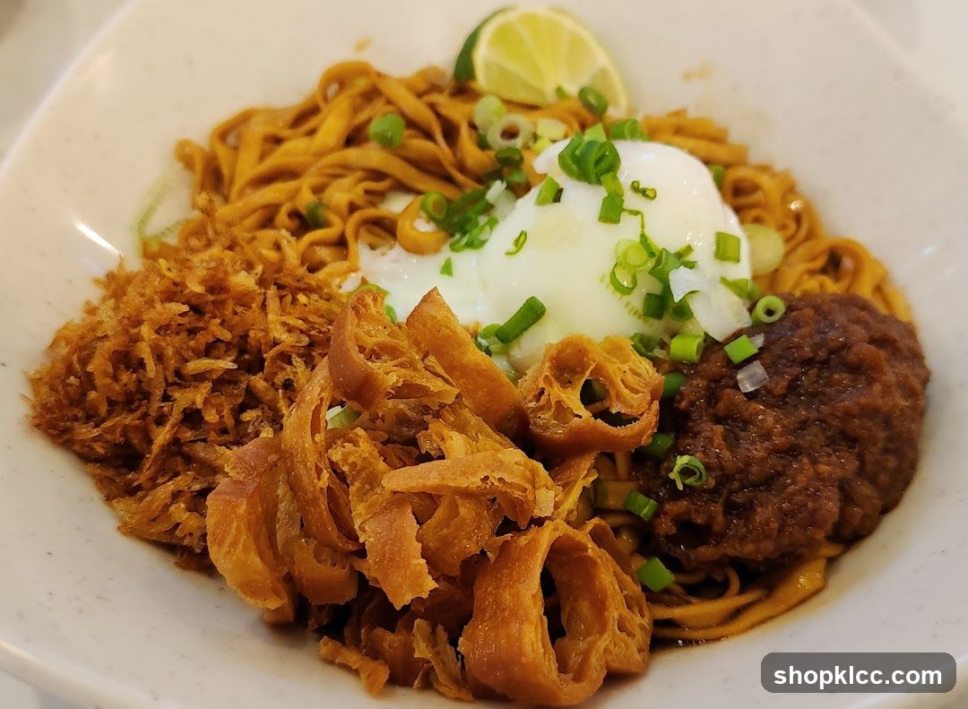 Noodles with Toppings