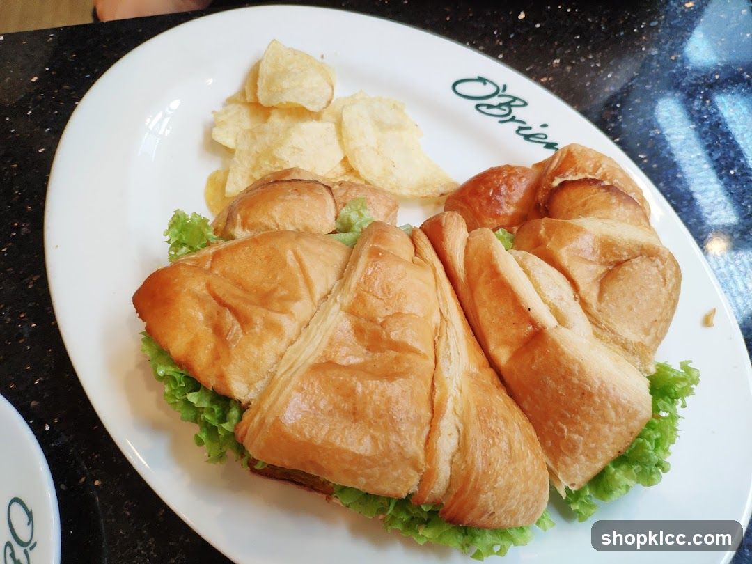 Sandwich with Chips