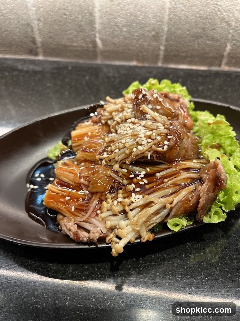Enoki Mushrooms with Meat and Sauce