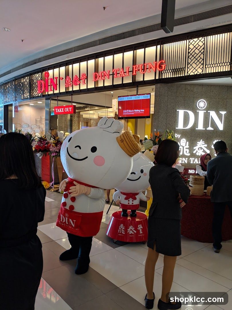 Din Tai Fung Restaurant Entrance with Mascots