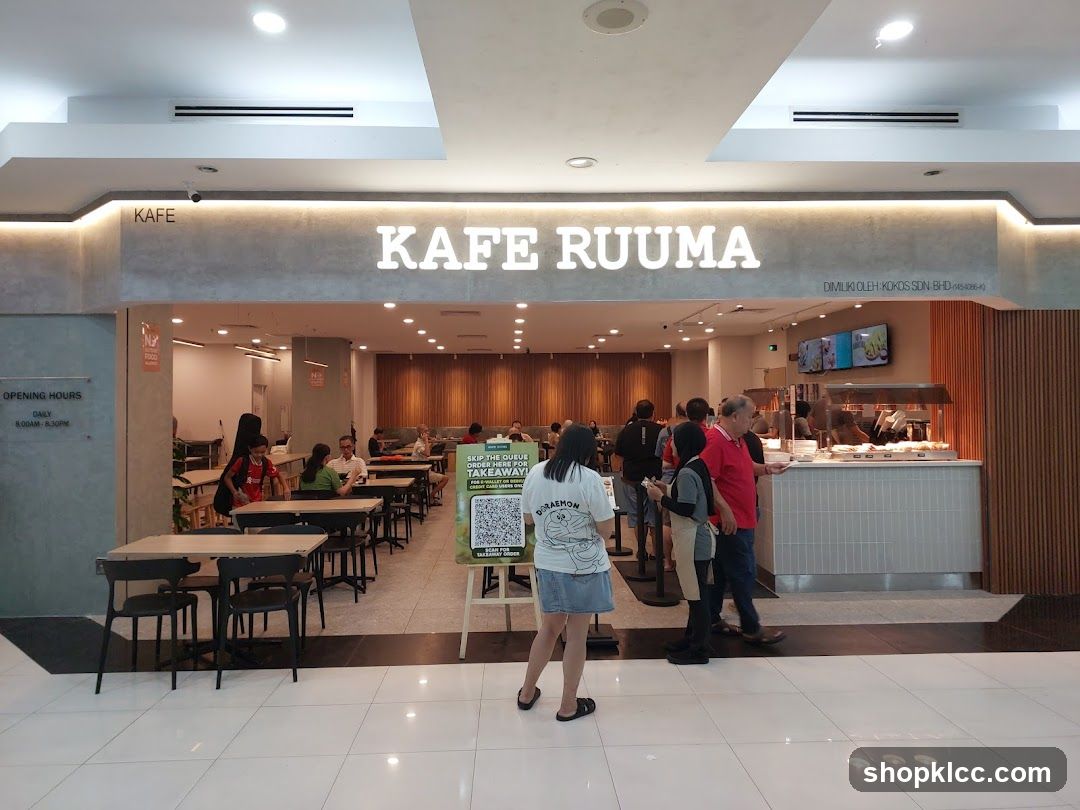 Kafe Ruuma storefront interior view