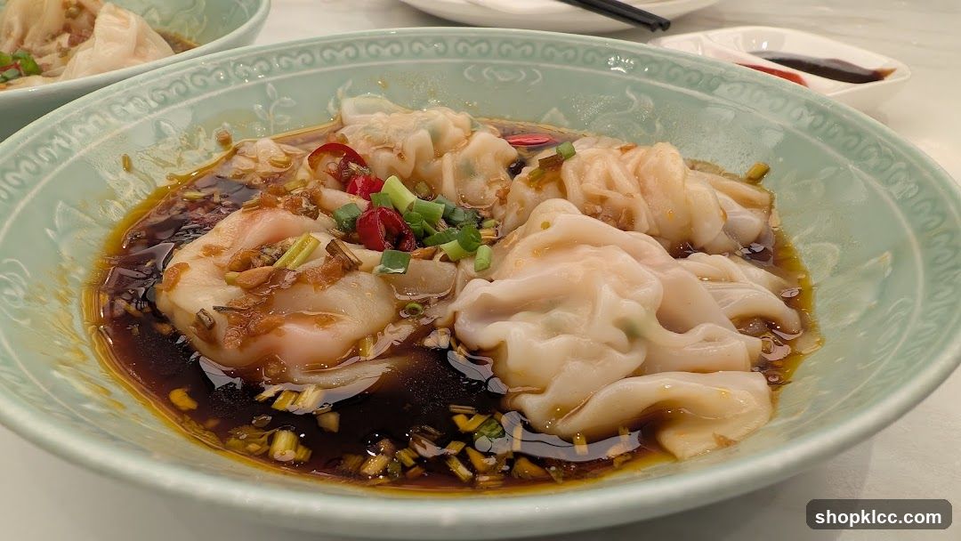 Wontons in Chili Oil