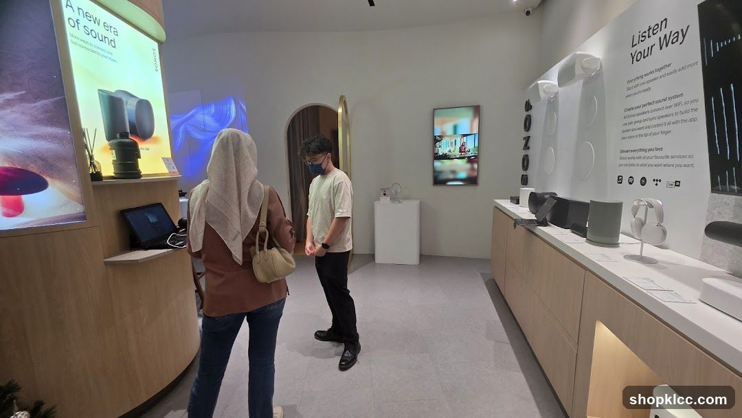 Sonos Store Interior