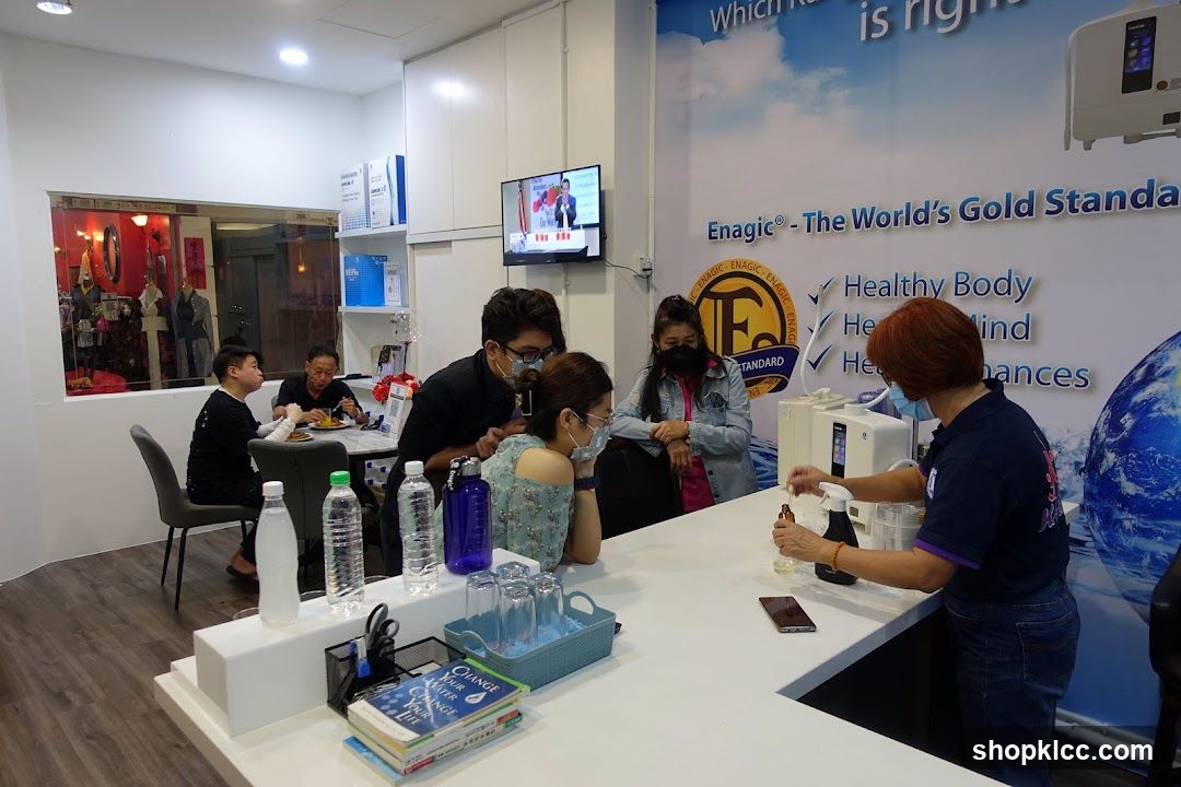 Demonstration of Water Ionizer