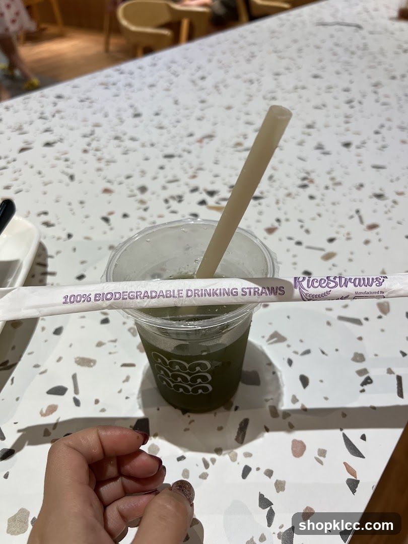 Green Drink with Biodegradable Straw