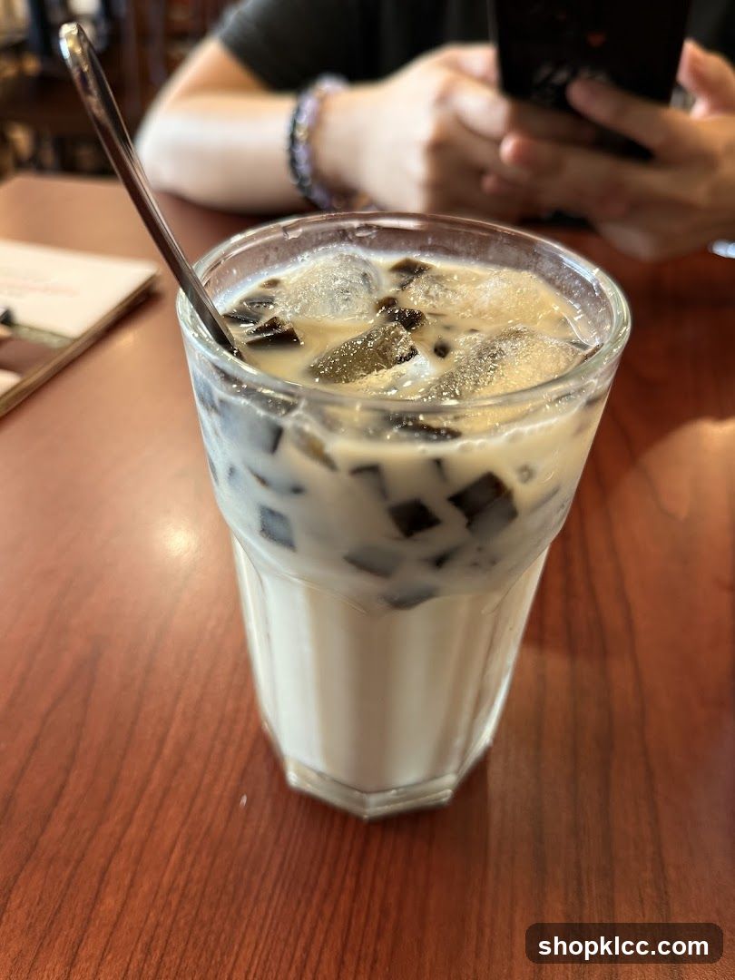 Iced Milk Tea with Grass Jelly