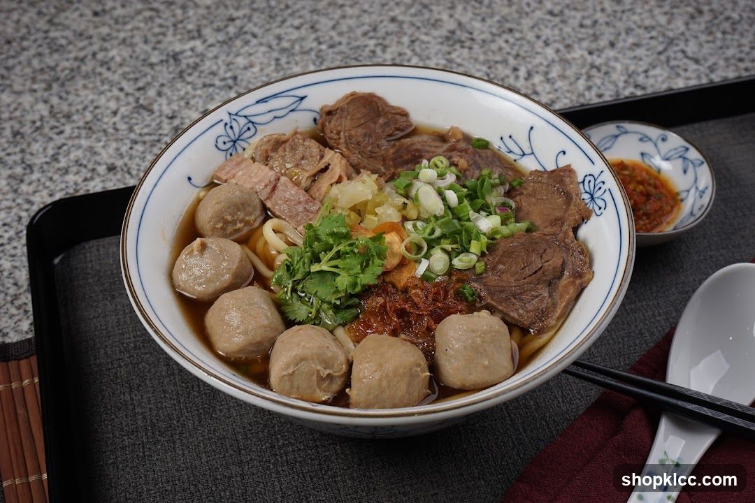 Beef Noodle Soup with Meatballs