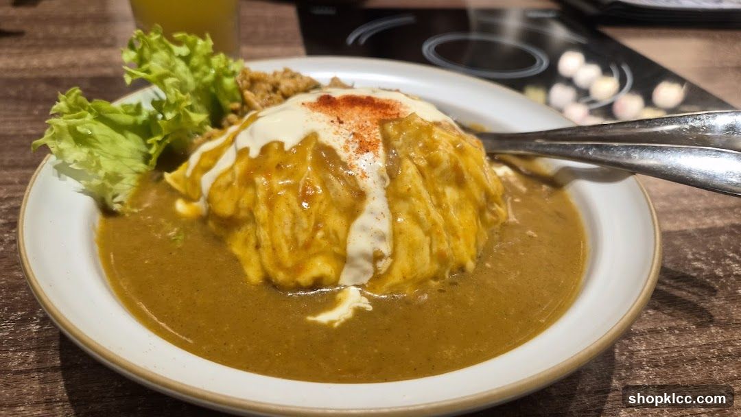 Omurice with Curry