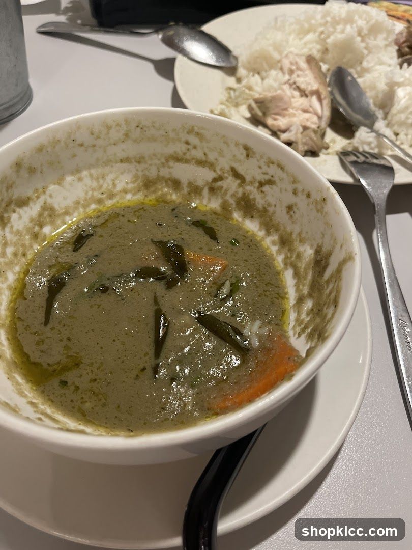 Green Curry with Chicken and Rice