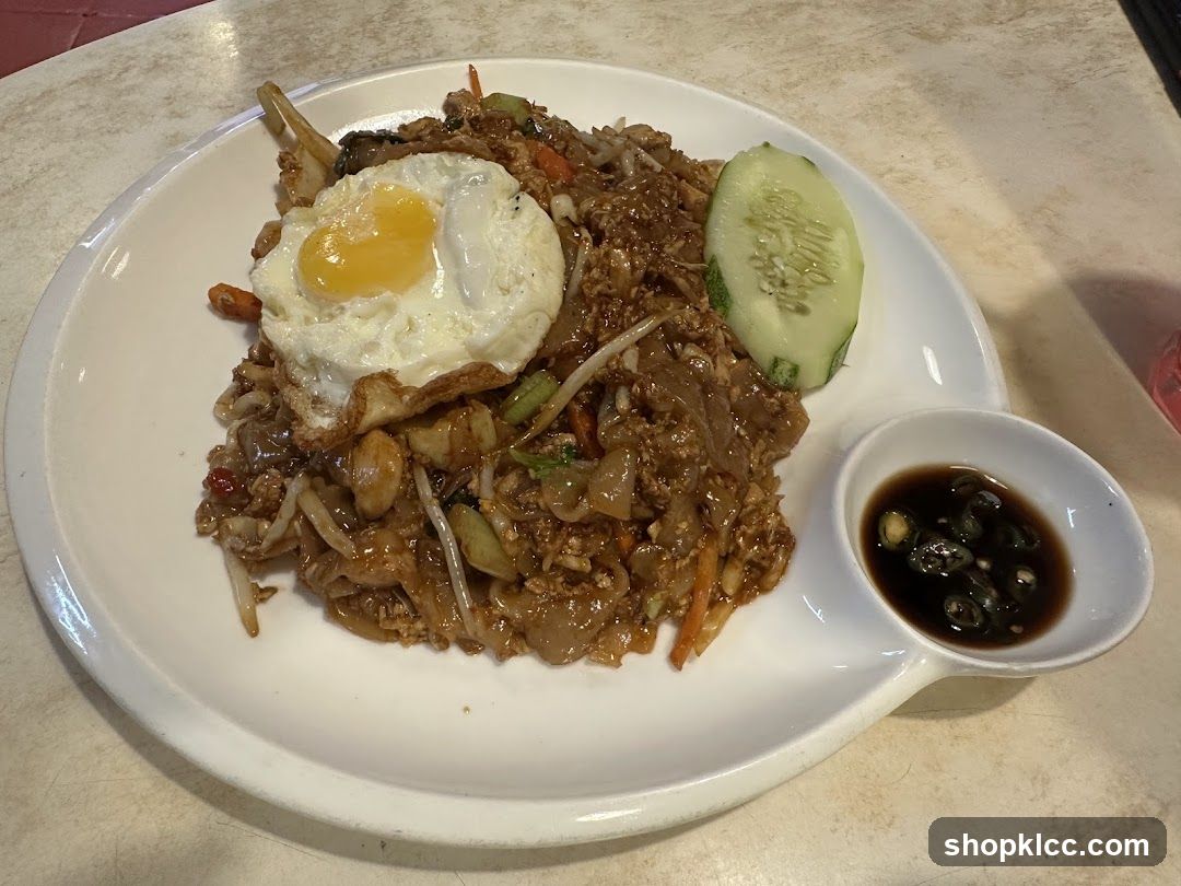 Fried Noodles with Egg