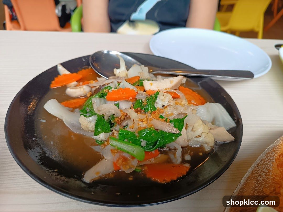Stir-fried vegetables with sauce
