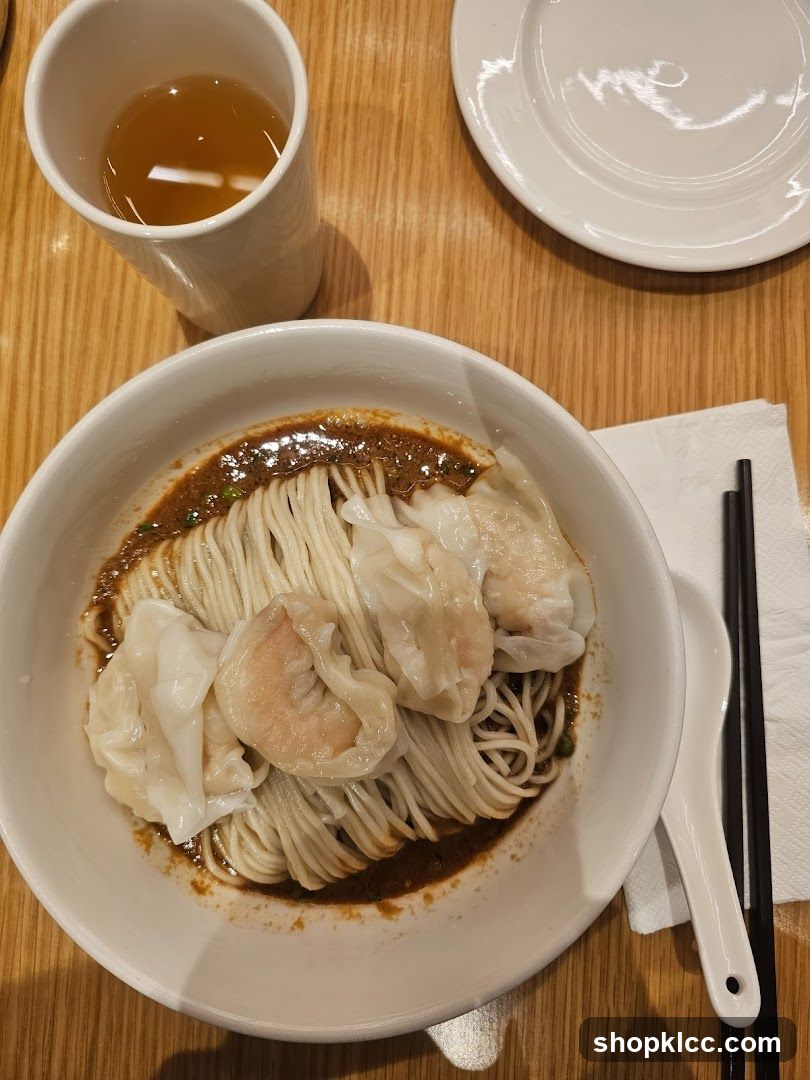 Noodles with Wontons and Broth