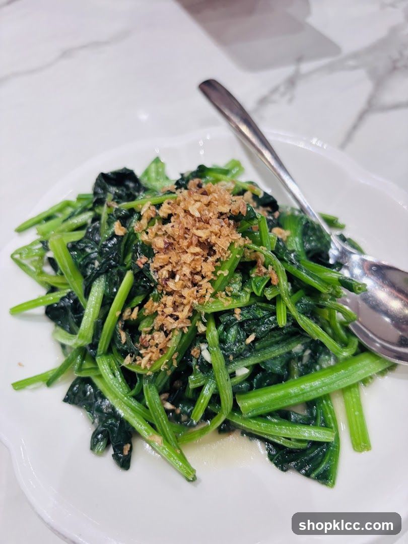Stir-fried Spinach with Garlic