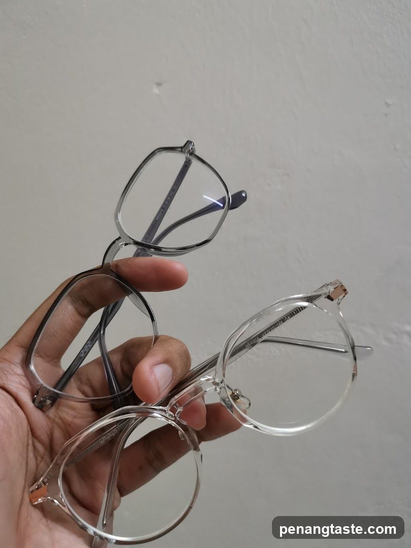 Eyeglasses
