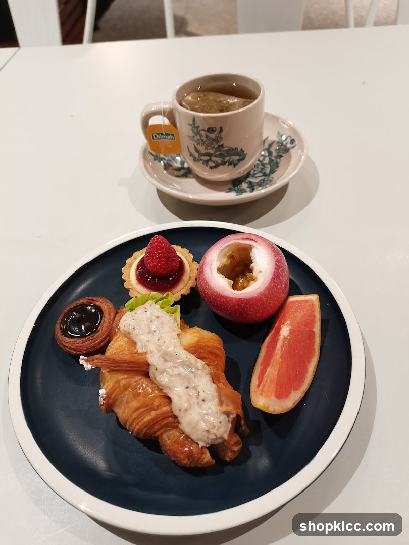Breakfast Platter with Tea
