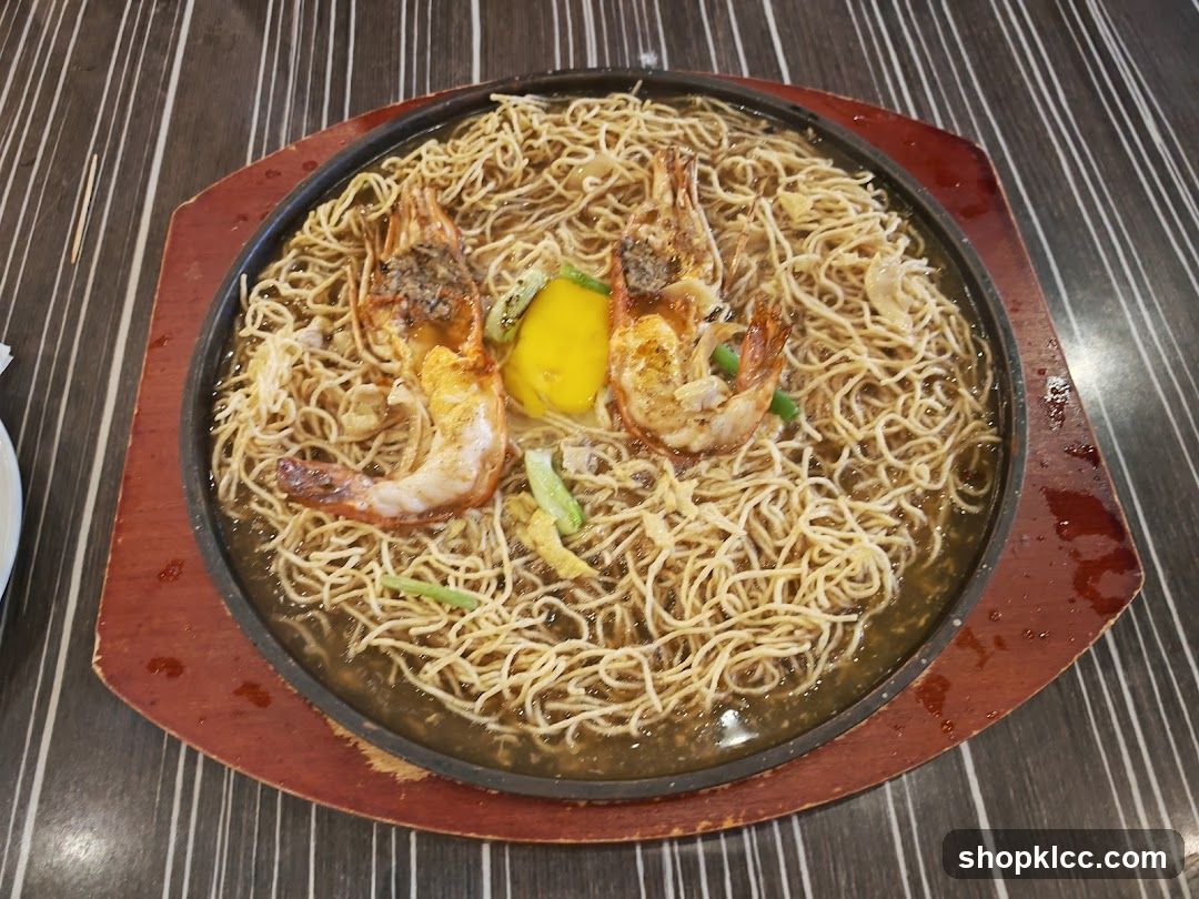 Sizzling Noodles with Shrimp