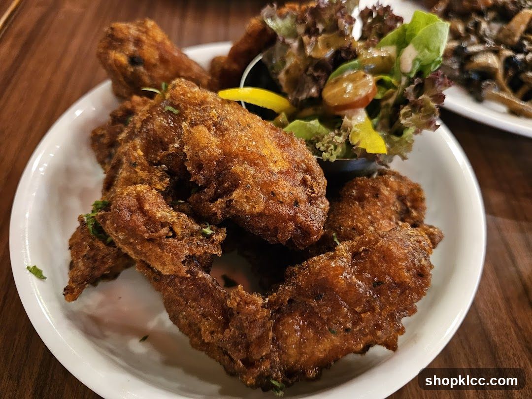 Fried Chicken Wings with Salad