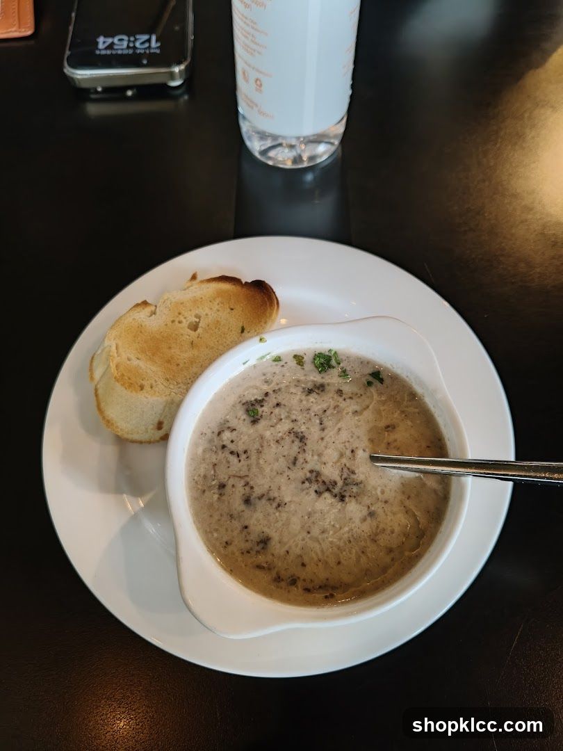 Mushroom Soup with Bread