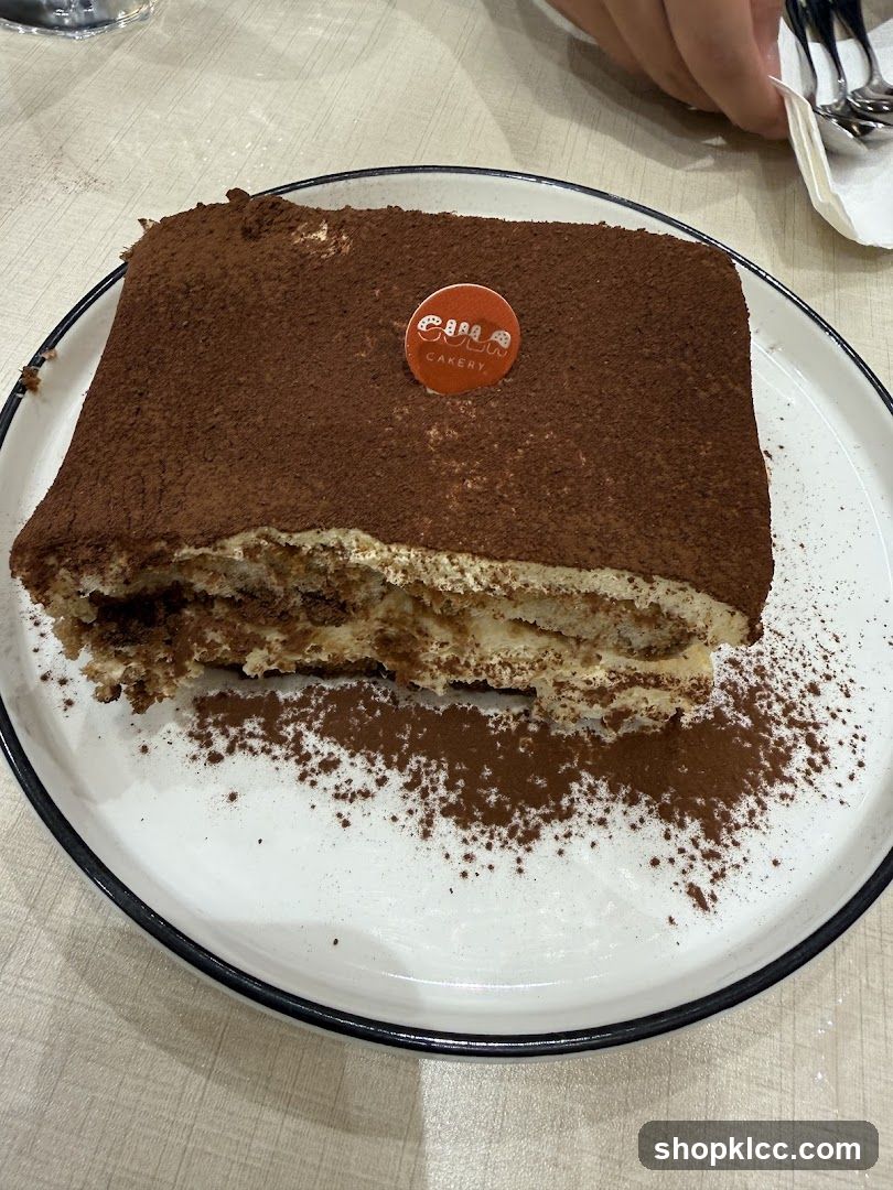 Tiramisu Cake