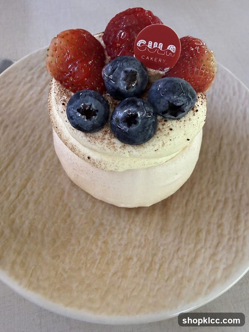 Berry Pavlova