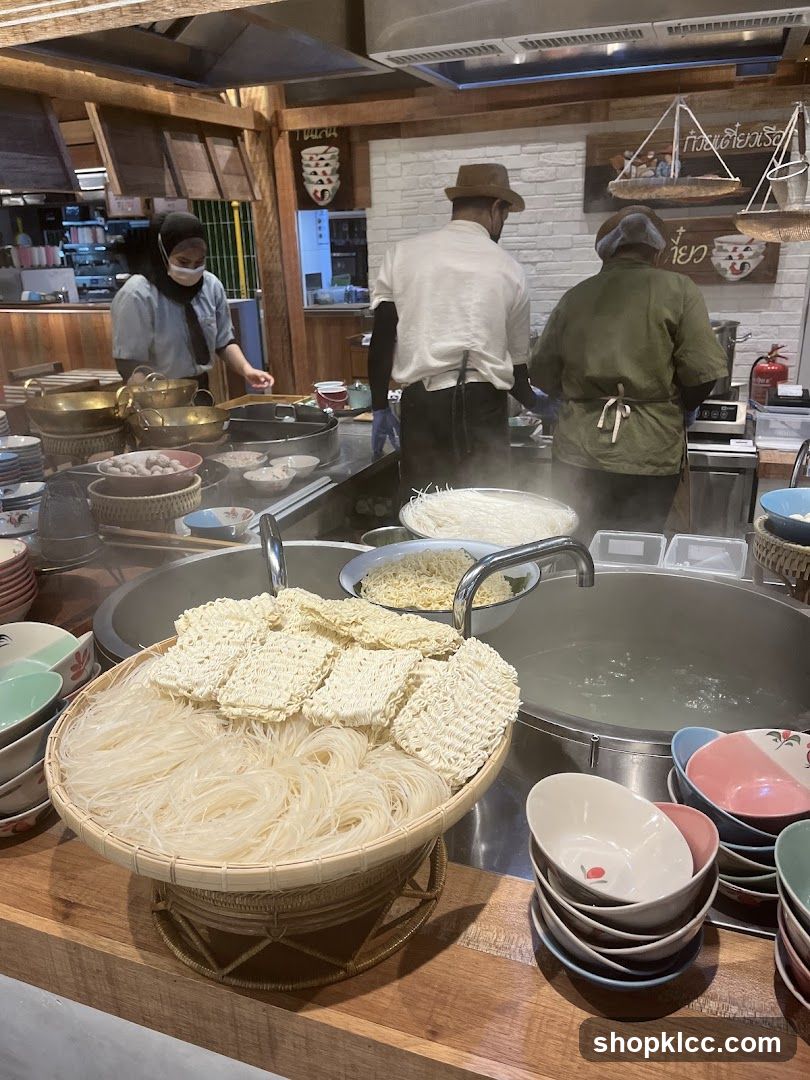 Noodle Bar Preparation