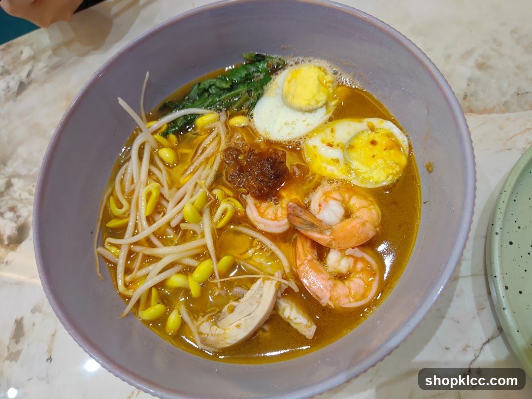 Noodle Soup with Shrimp and Egg