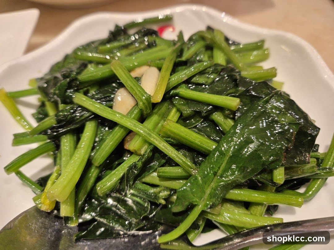 Stir-fried Spinach with Garlic