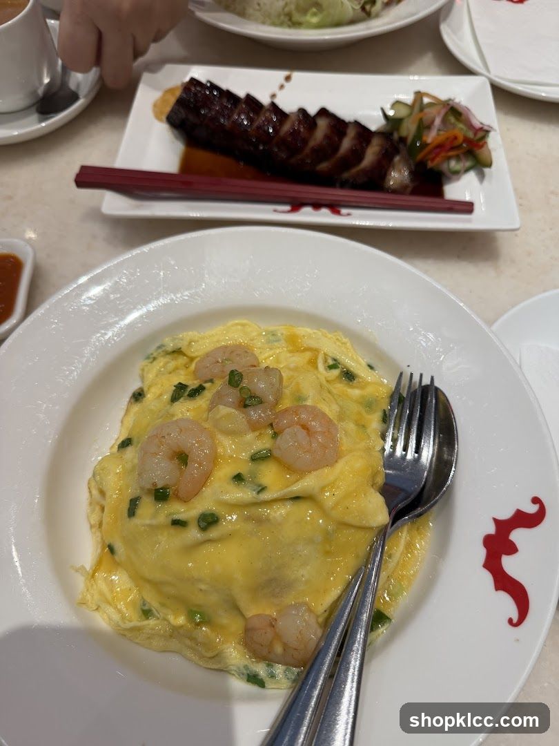 Omelet with Shrimp and Sliced Pork