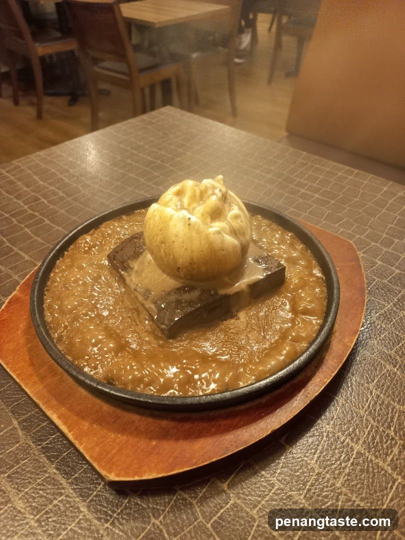 Sizzling Brownie with Ice Cream