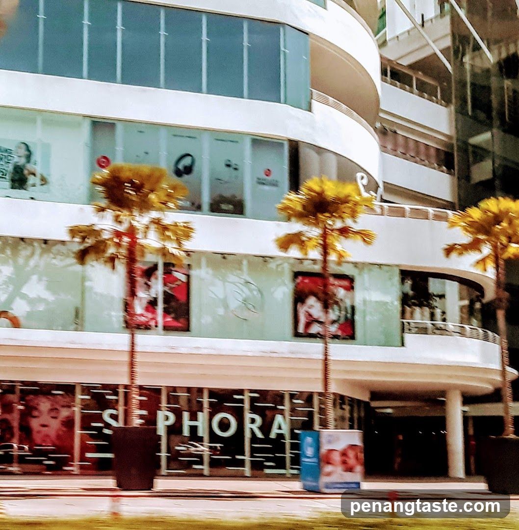 Sephora Storefront