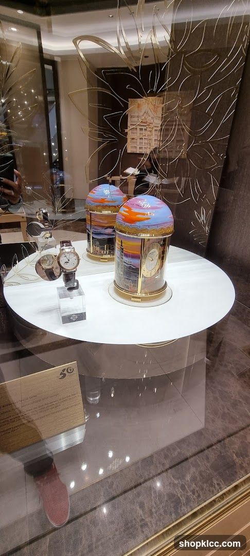 Display of Watches and Decorative Clocks