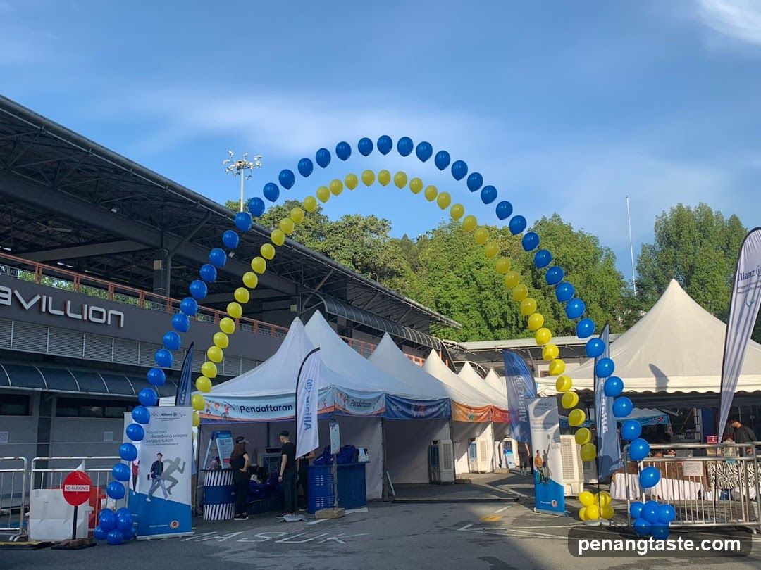 Outdoor Event Entrance with Balloon Arch