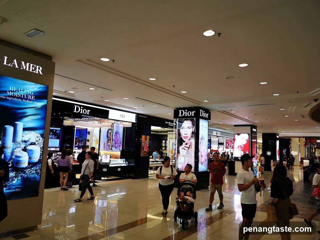 Cosmetic Stores in a Mall