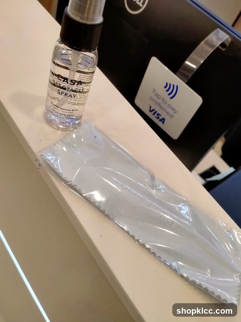 Spectacle Spray and Cleaning Cloth