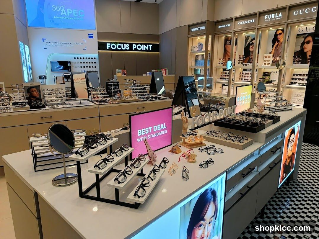 Eyewear Store Display