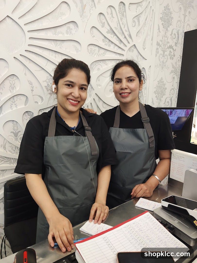 Beautique Salon by Glitters