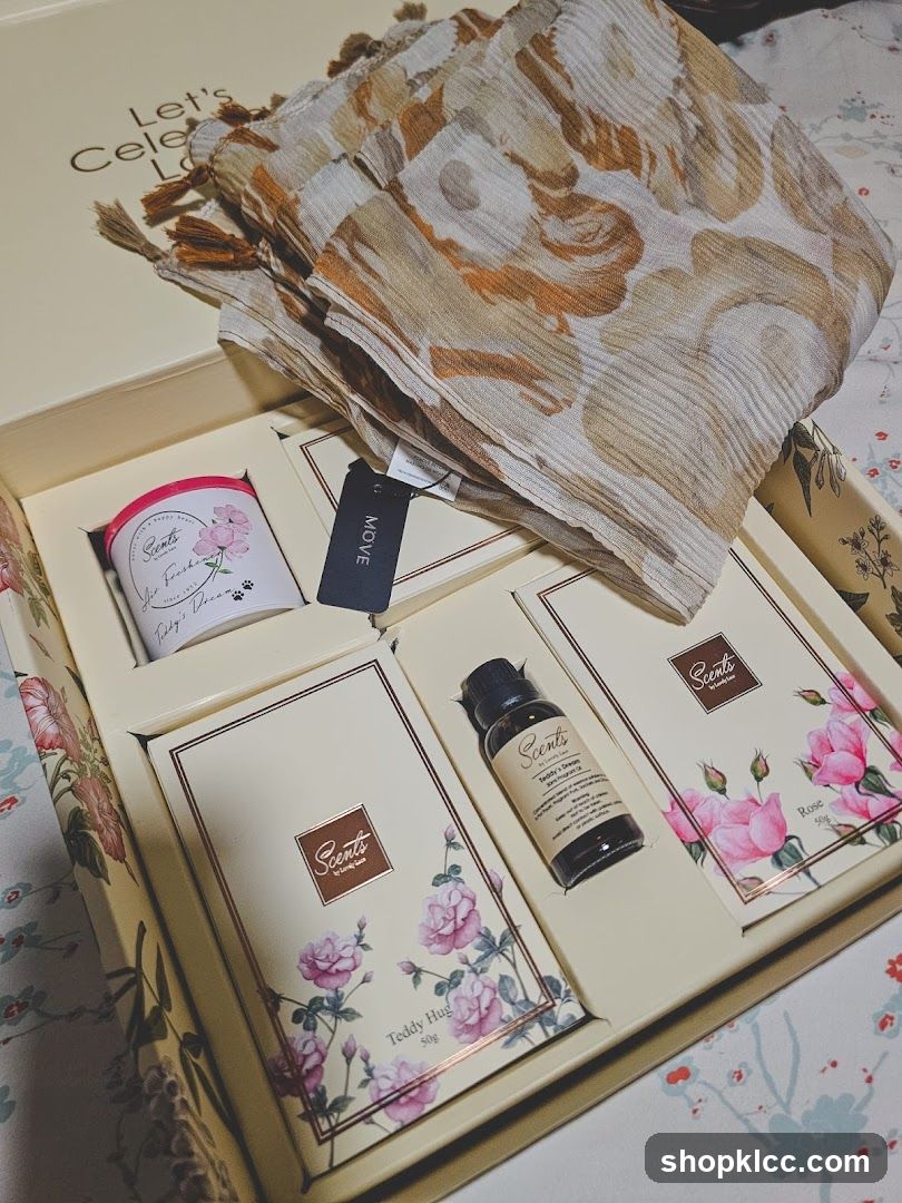 Gift Box with Scarf and Scents Products