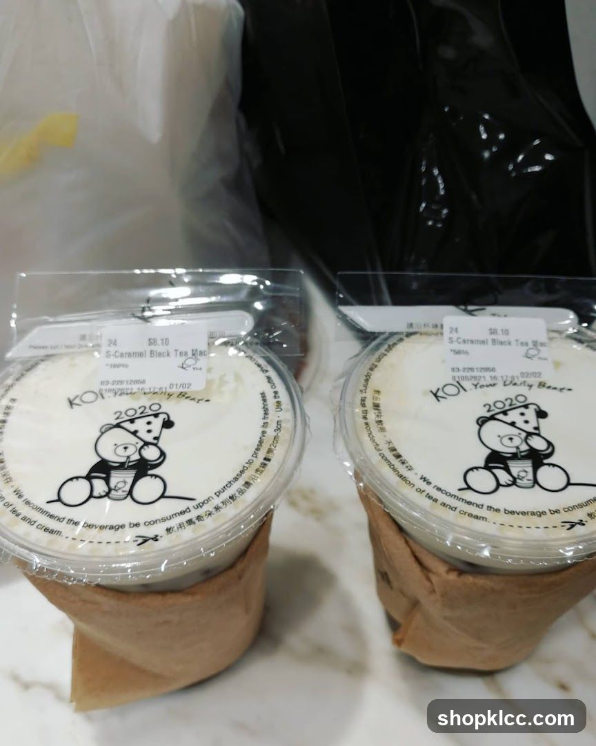 Two bubble tea drinks