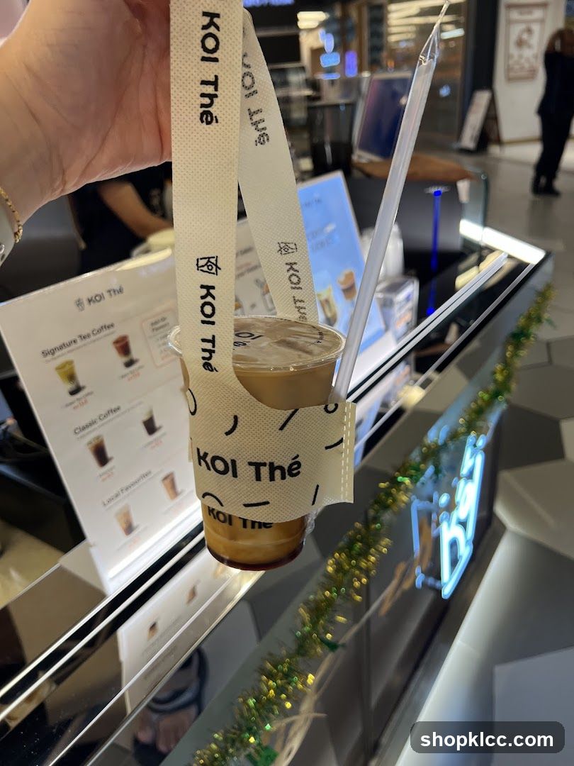 KOI Thé Drink Holder