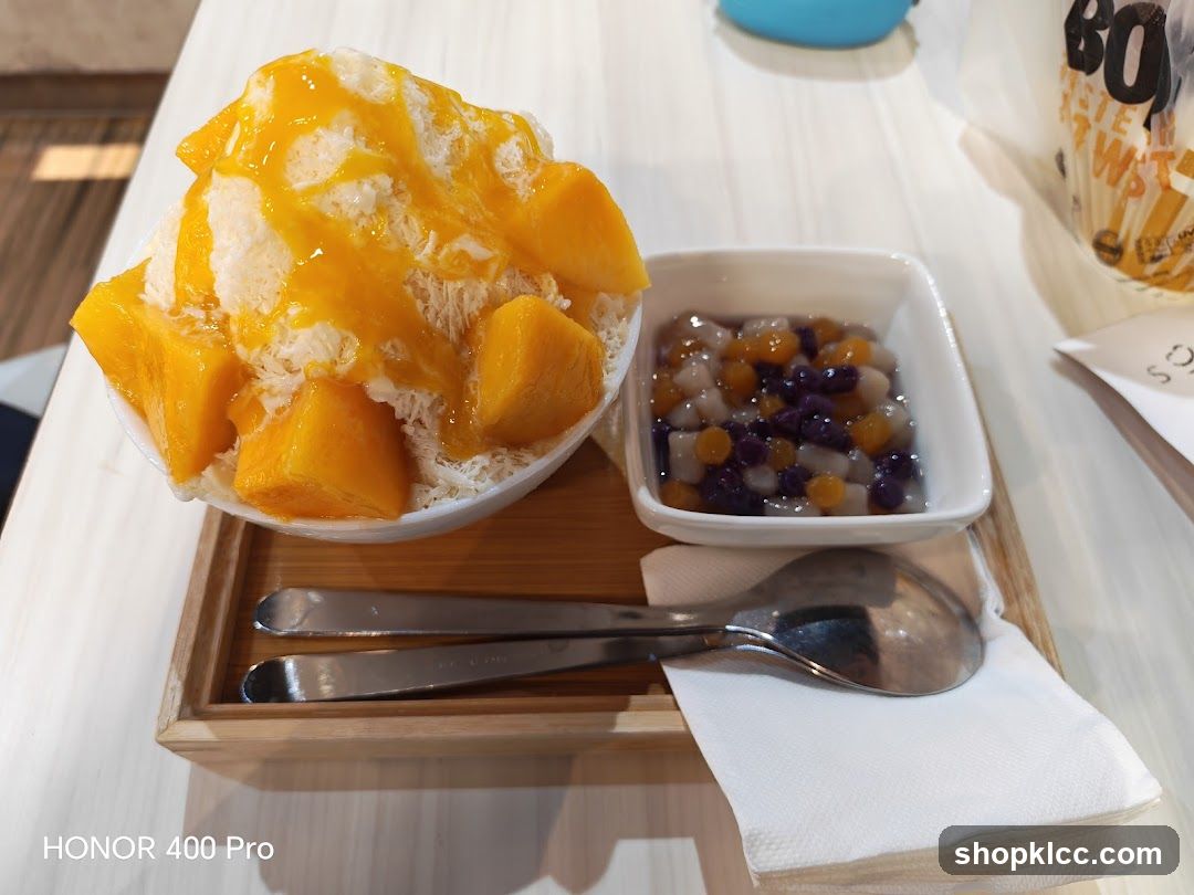 Mango Shaved Ice with Boba
