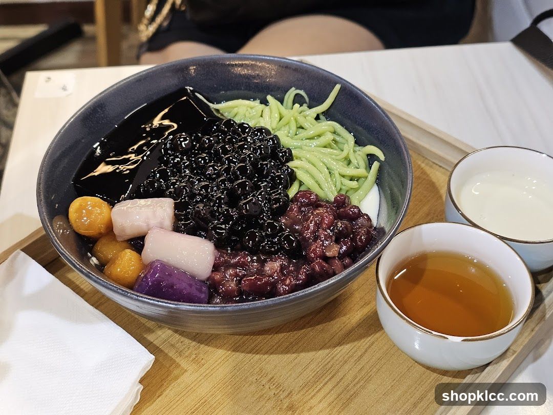 Dessert Bowl with Sides