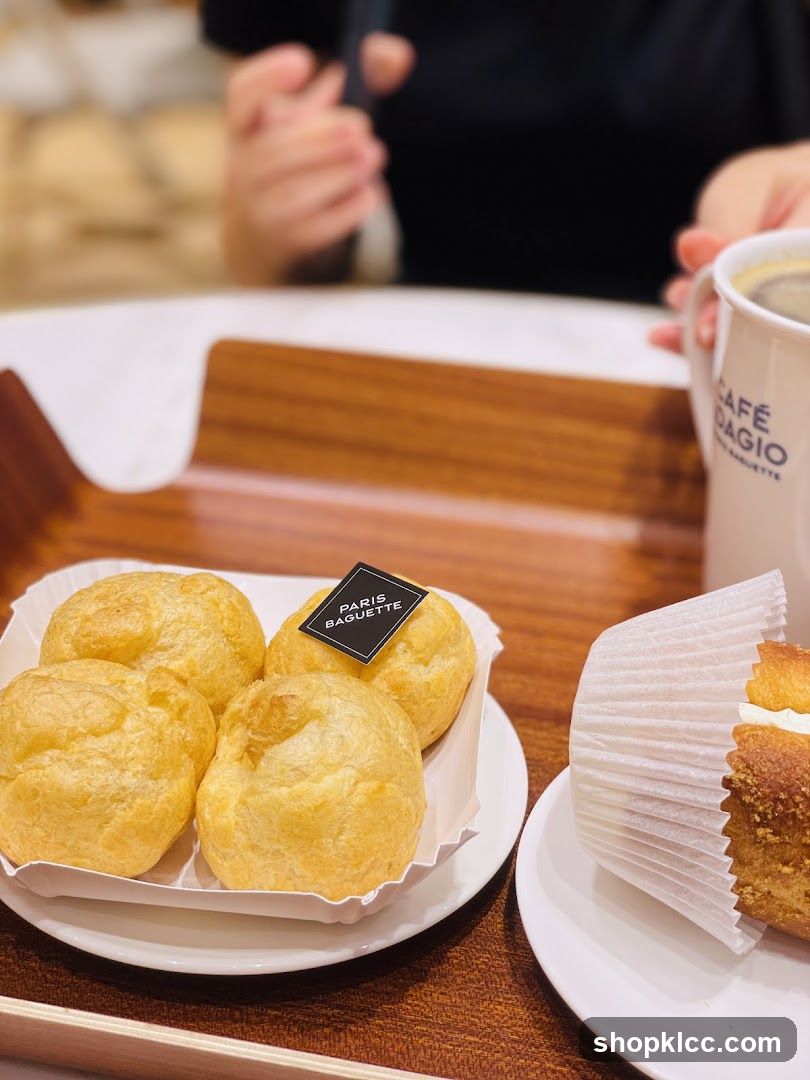 Paris Baguette Cream Puffs and Coffee