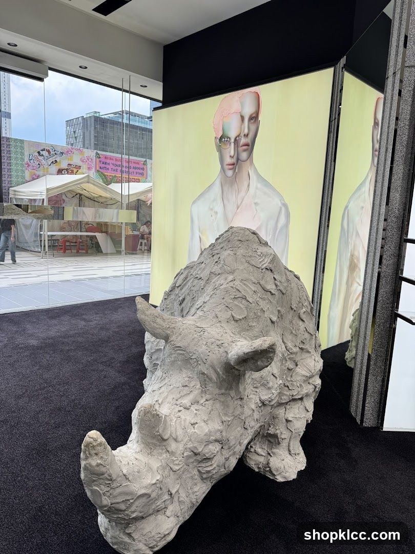 Sculpture and Display